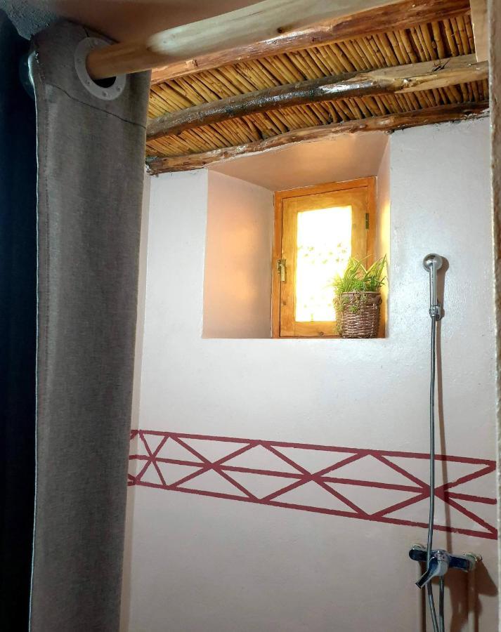 Maison D'Hotes Izza Kelaat-M'Gouna Exterior foto